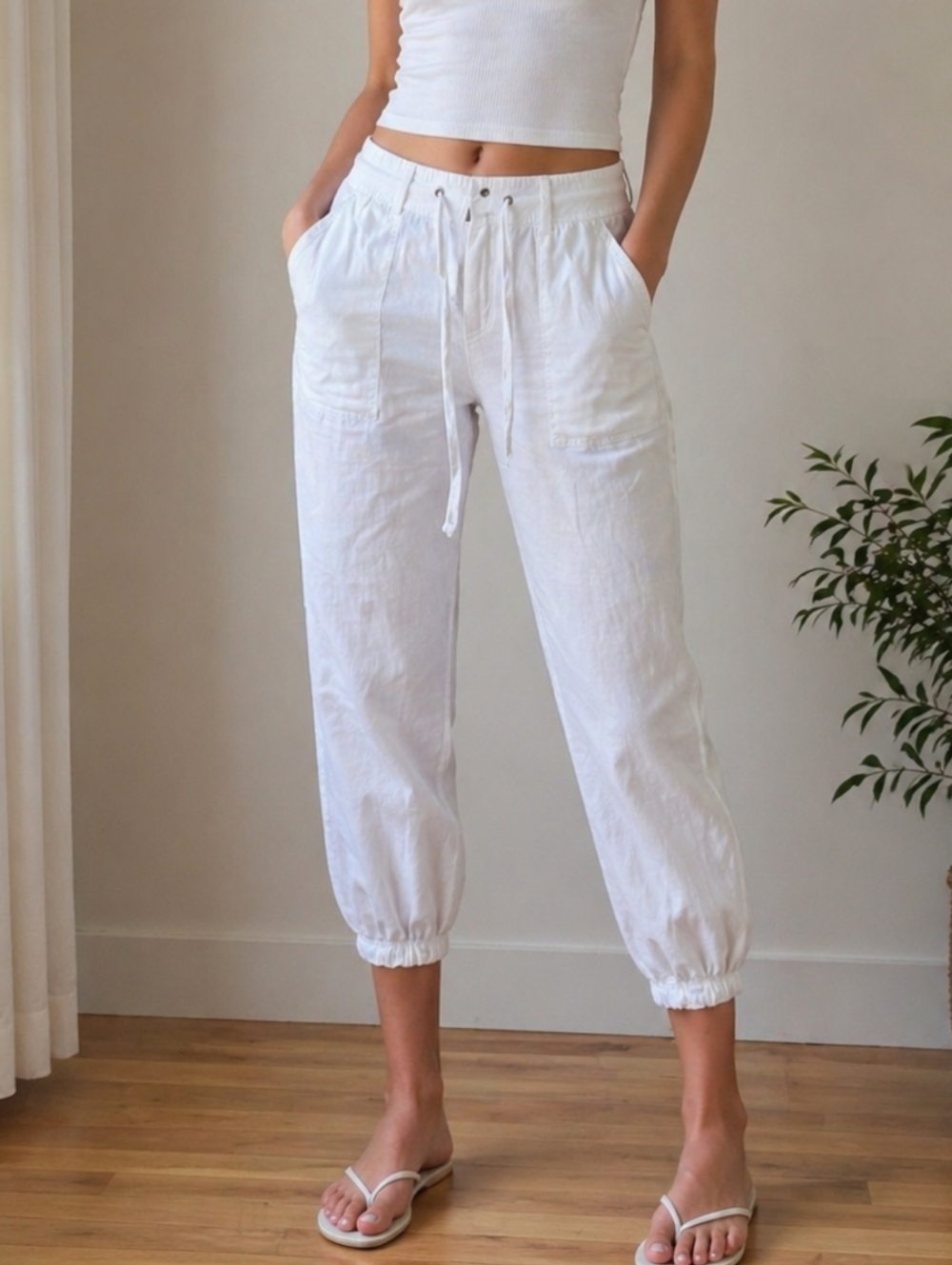 Passion White with Pockets Casual Pants/Capris, Size 11 (S)